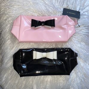 BNWT UO Pink and Black Bow Tie Plastic Makeup Cosmetic Bag Duo Set